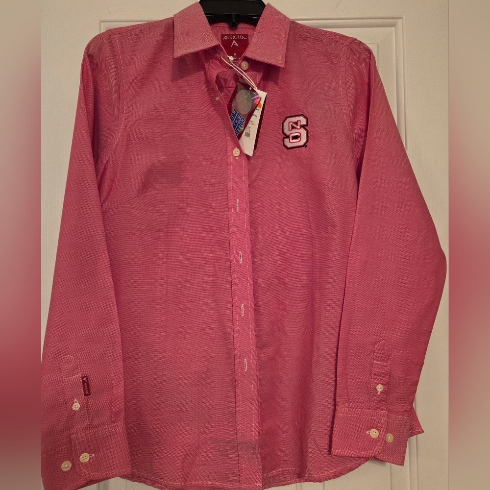NWT Women's Medium NC State Red Oxford Cloth To Support Wolfpack